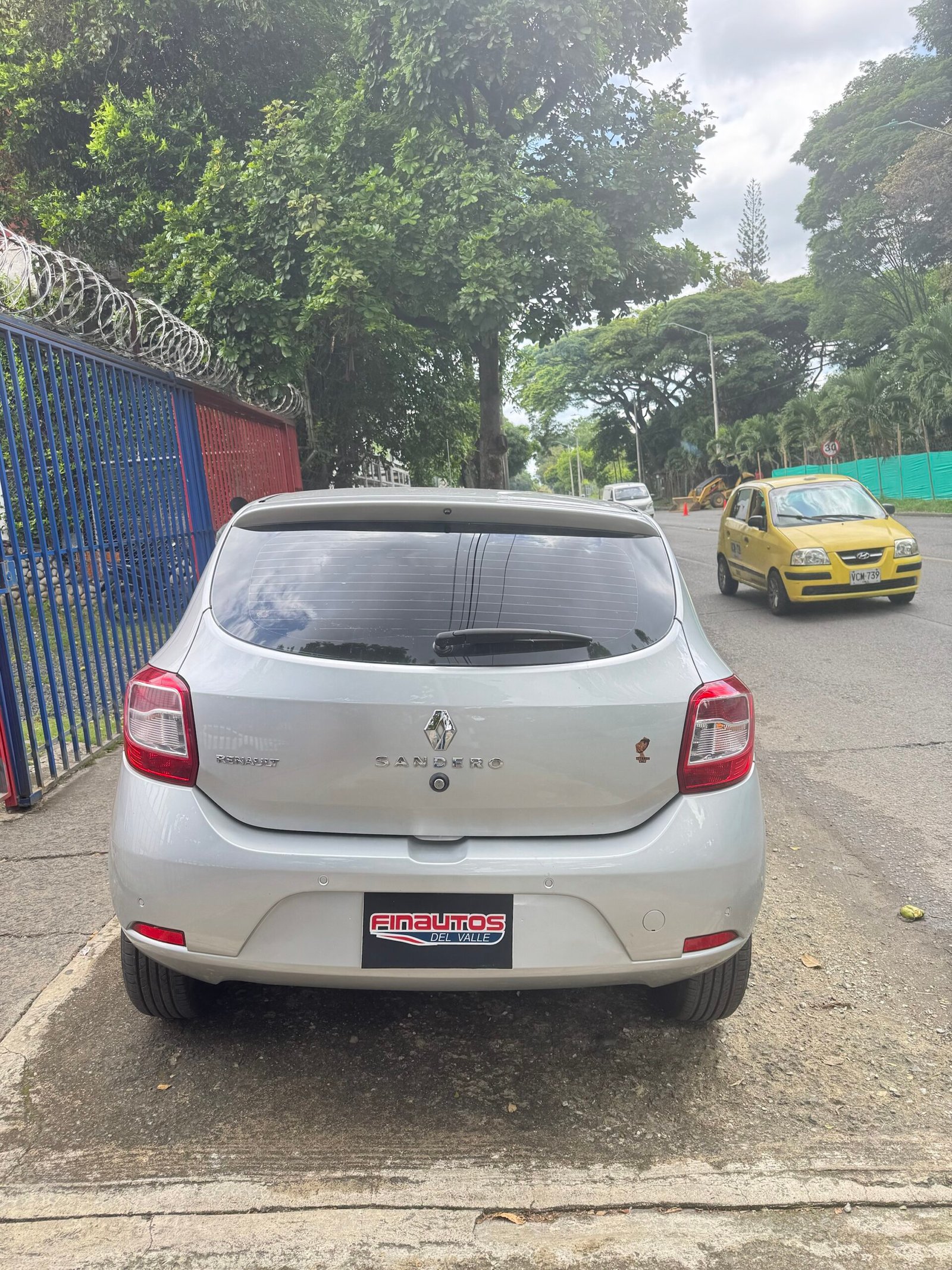 RENAULT SANDERO EXPRESSION 2018 - Image 6