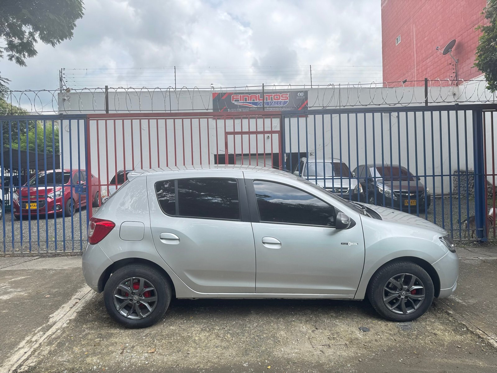 RENAULT SANDERO EXPRESSION 2018 - Image 4