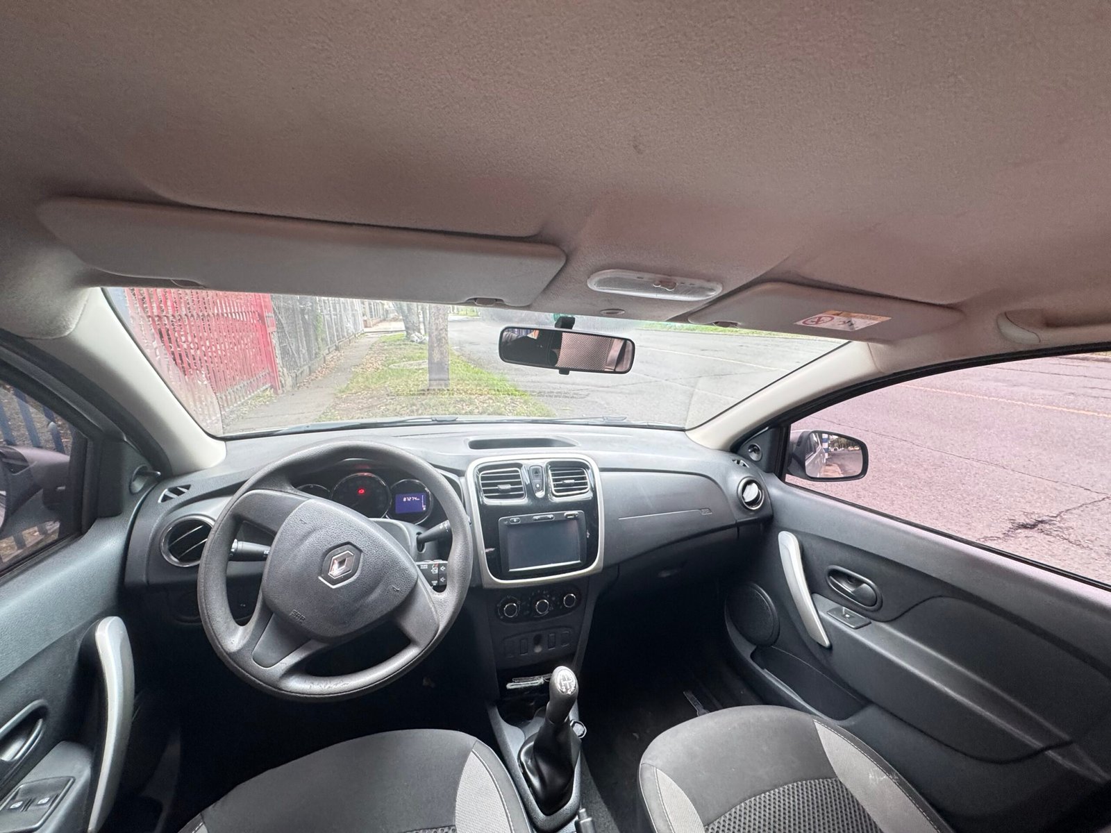 RENAULT SANDERO EXPRESSION 2018 - Image 8