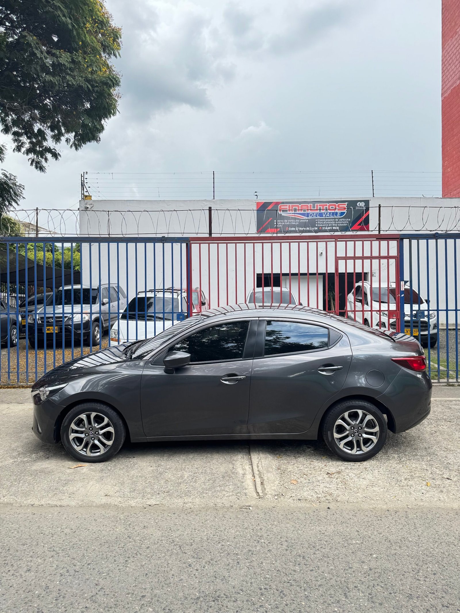 MAZDA 2 GRAND TOURING LX 2020 - Image 4