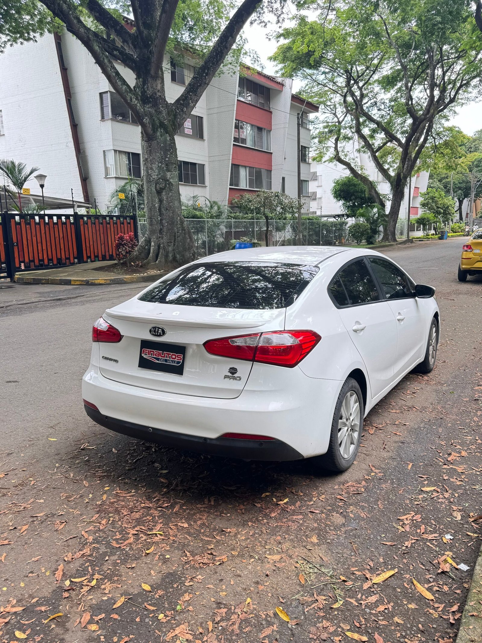 KIA CERATO PRO 2016 - Image 6