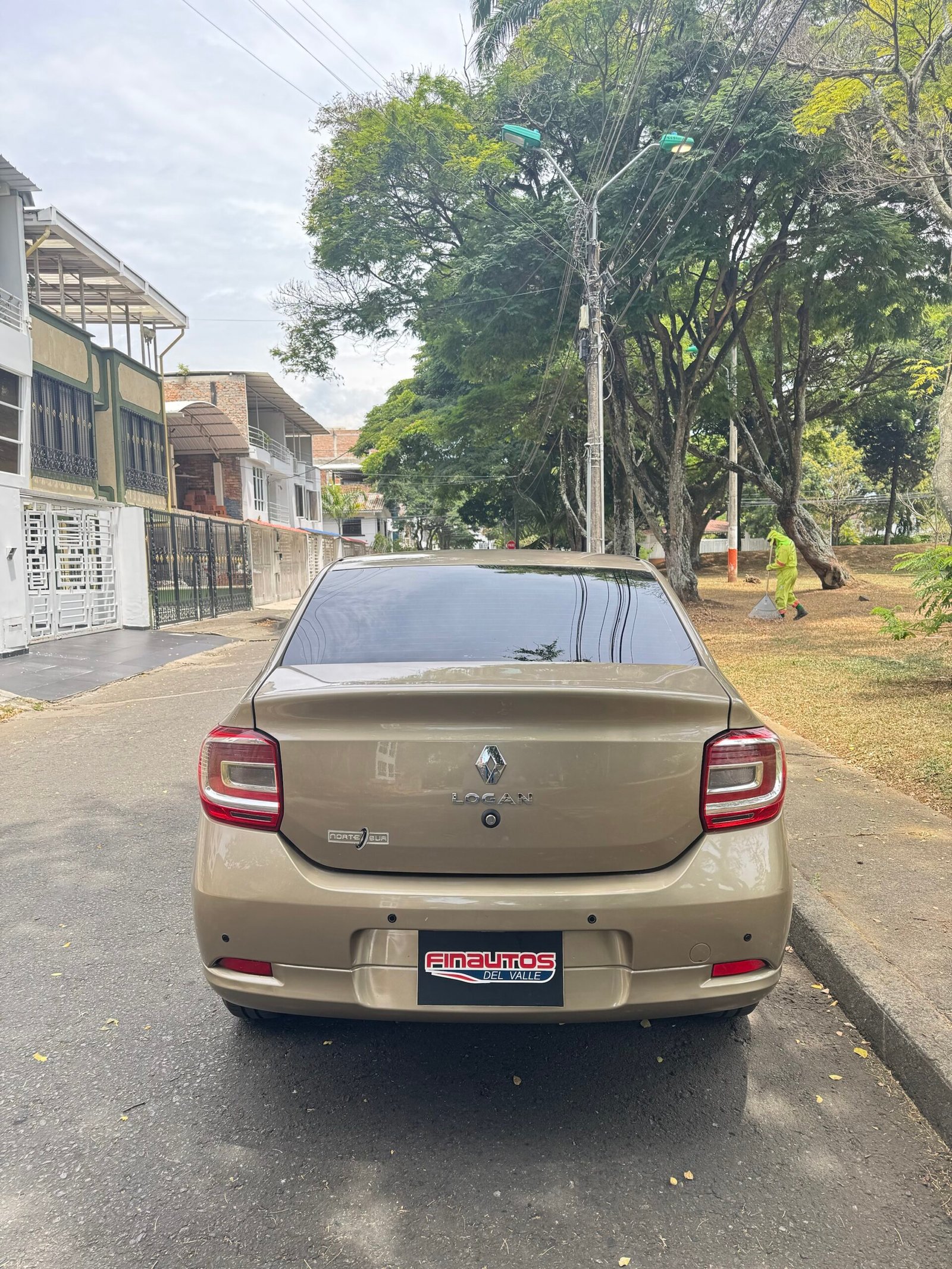RENAULT LOGAN 2021 - Image 6