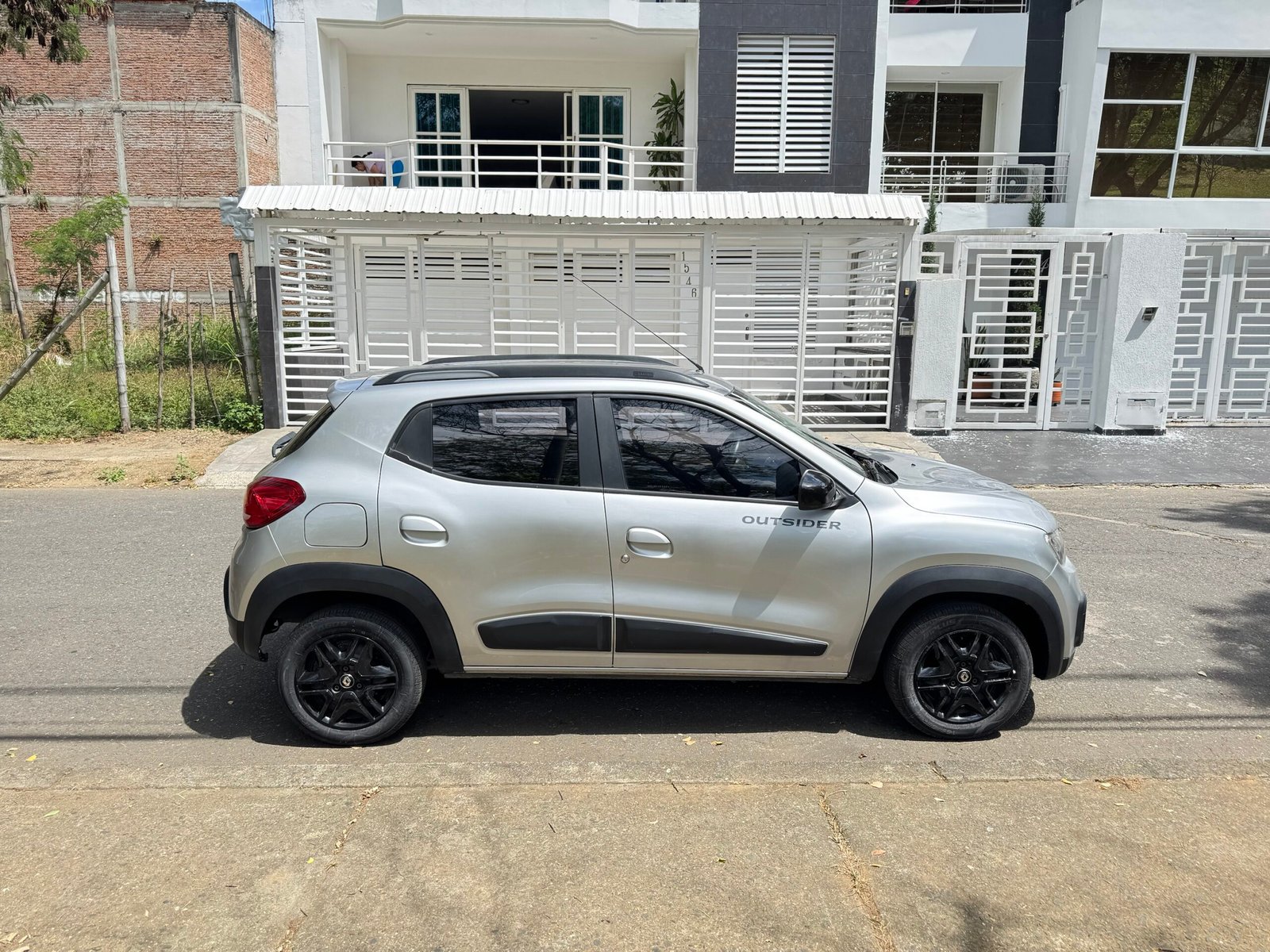 RENAULT KWID OUTSIDER 2020 - Image 5