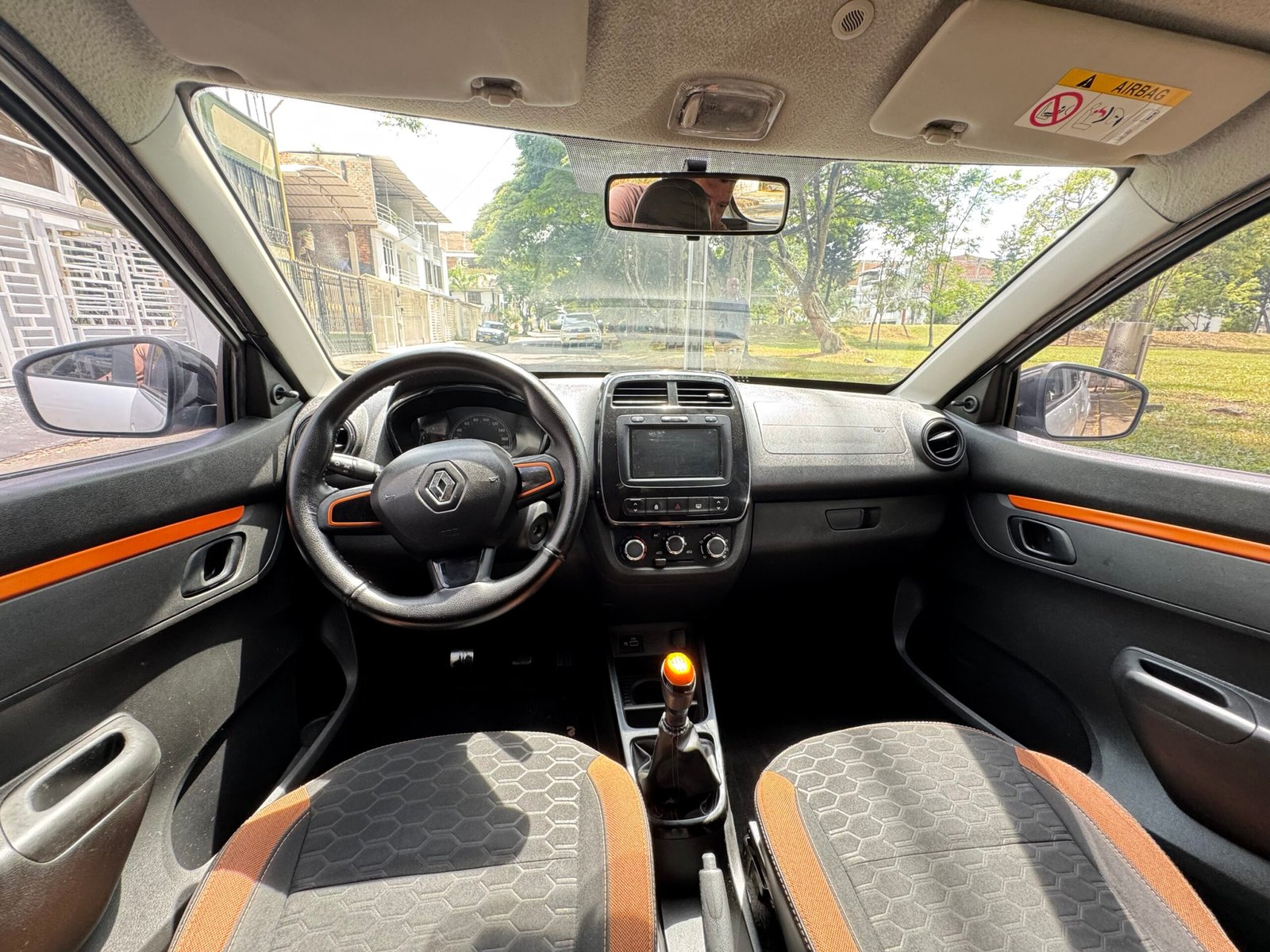 RENAULT KWID OUTSIDER 2020 - Image 9